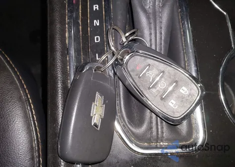 2018 Chevrolet Traverse 3Lt from USA, damaged, VIN 1GNEVHKWXJJ238545